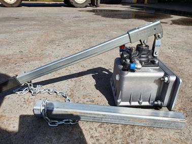 Double Acting Hydraulic Hand Pump image 8